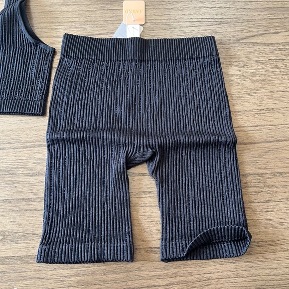 Ribbed Biker Short Set - Picture 3 of 5